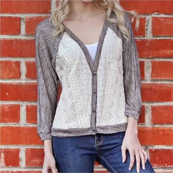 3/$30 ❤️ Gray cardigan with ivory cream lace size large, made by Spoiled - Picture 6 of 6